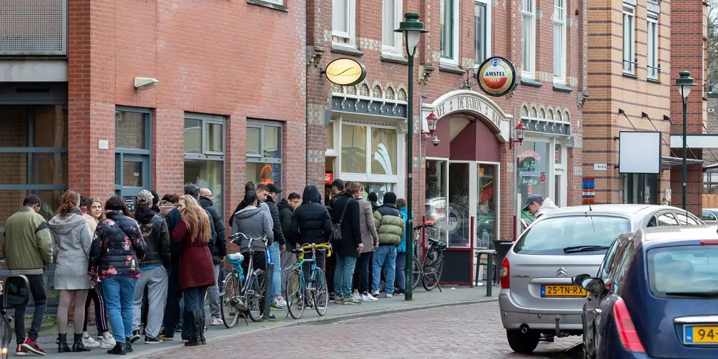 zamknięto wszystkie coffee shopy